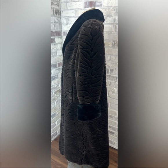 Black & Brown Faux Fur Coat - Picture 3 of 8